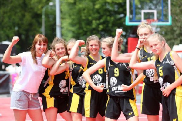 Przywiozły złoto z „Basketmanii 2015”