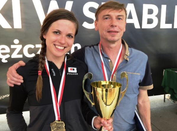 Sosnowiecka szabla z czterema medalami Mistrzostw Polski