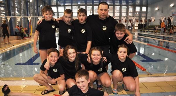Pływacy Górnika z medalami