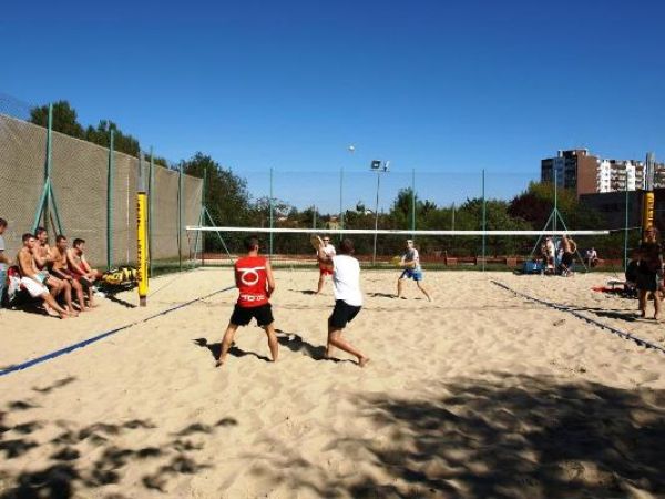 Do Sosnowca przyjechali najlepsi tenisiści...plażowi