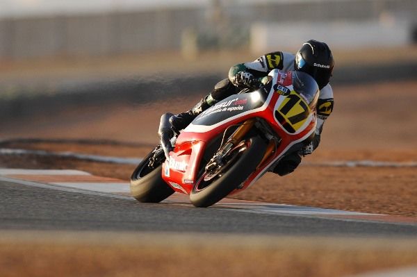 Udane testy Adriana Paska na motocyklu Moto2